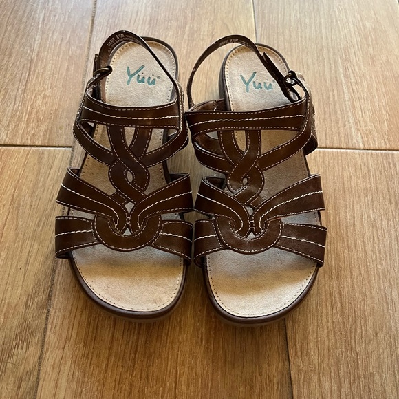 Yuu Shoes New Yuu Brown Sandals Poshmark